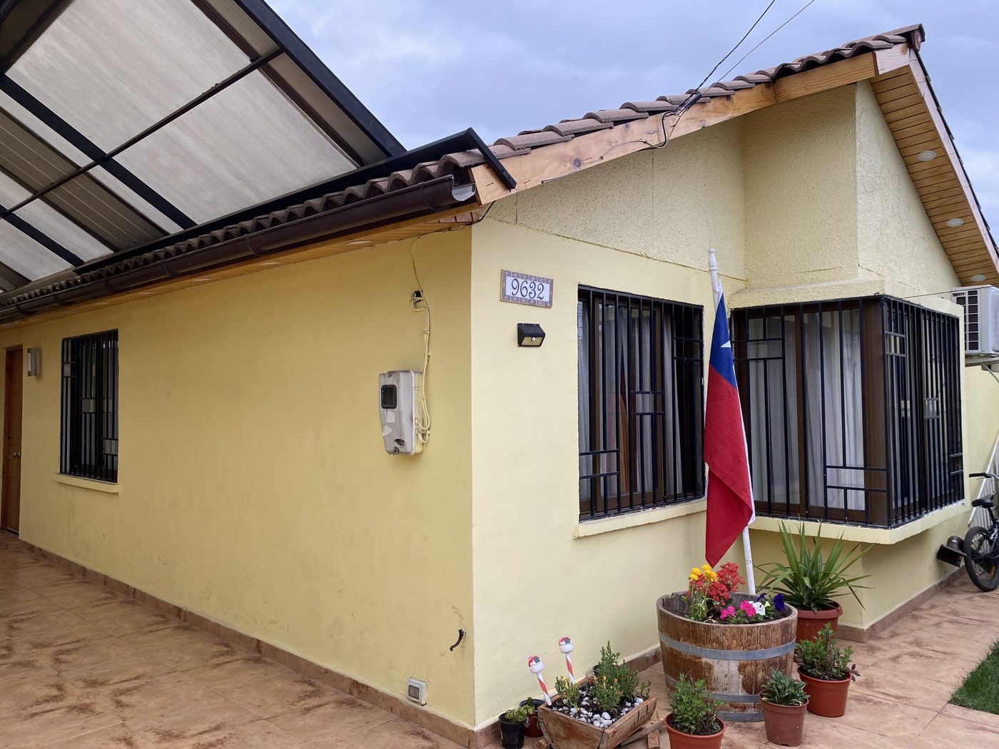 Vivienda terminada y pintada, construida con paneles SIP